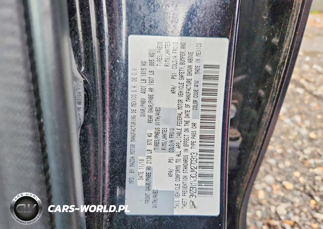 2018 Mazda 3 Touring VIN:3MZBN1V30JM270313 - 12