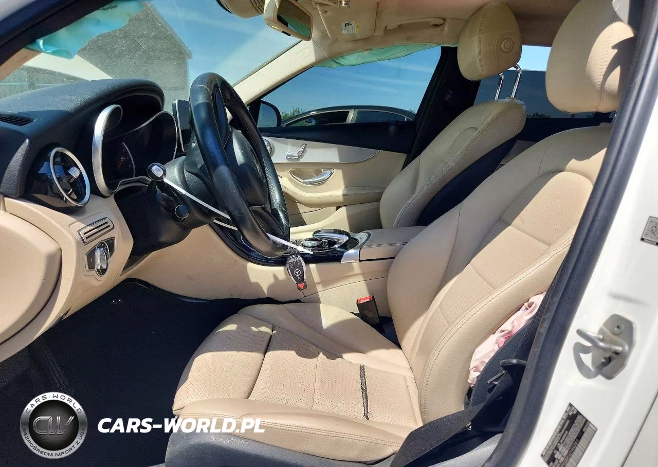 2016 Mercedes-Benz C 300 VIN:55SWF4JB8GU144261 - 7