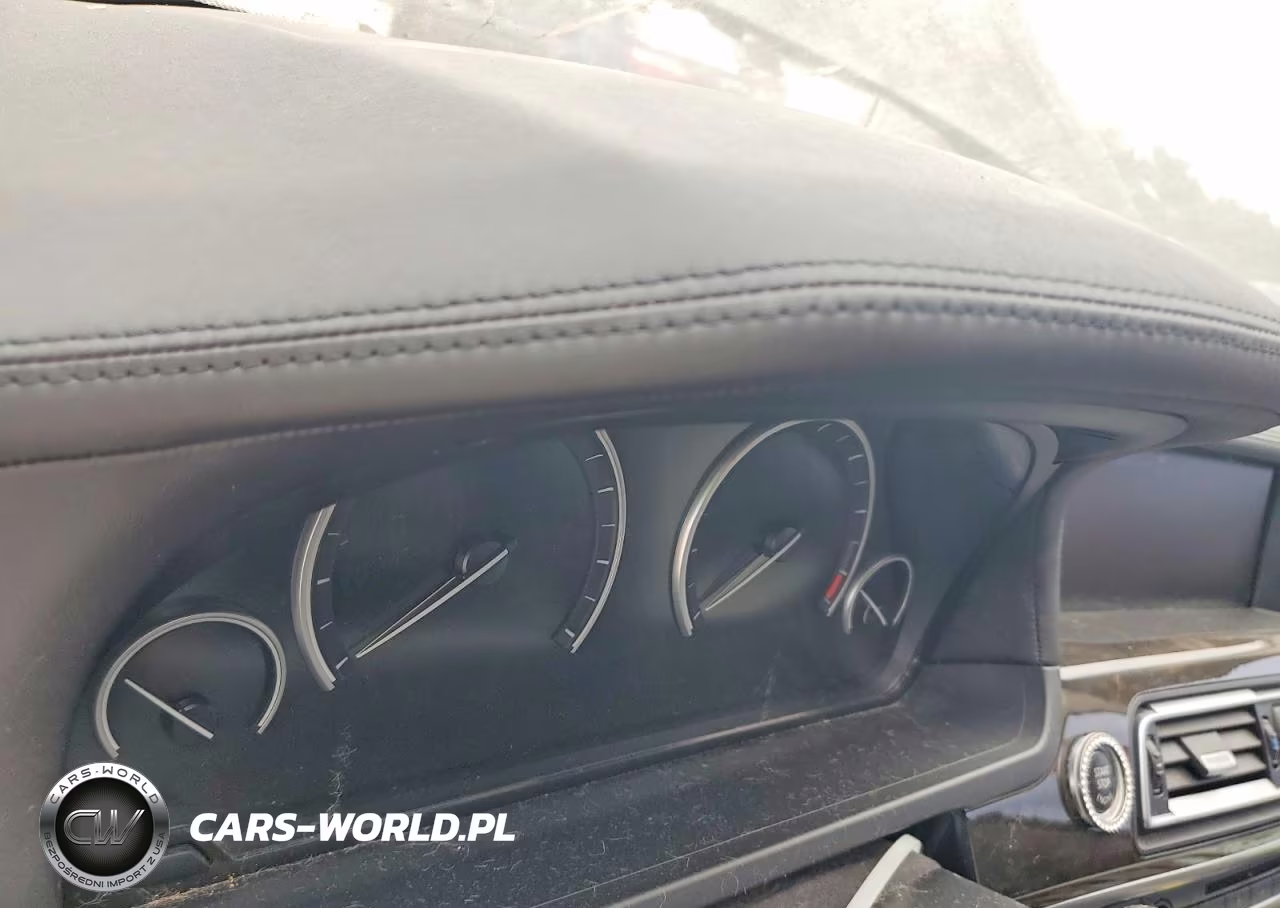 2012 BMW 750 Li VIN:WBAKX8C55CC198441 - 9