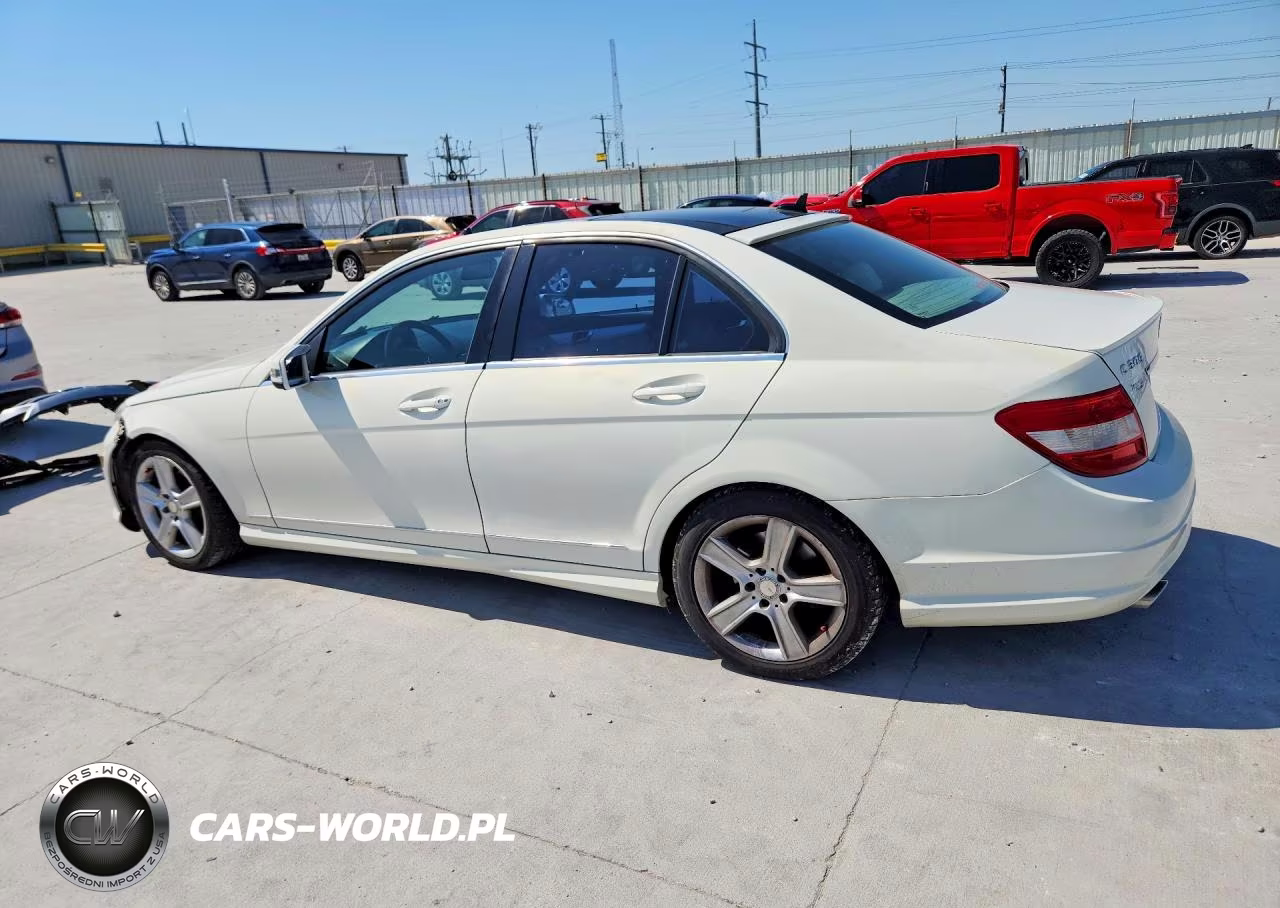 2010 Mercedes-Benz C 300 VIN:WDDGF5EB5AR103969 - 2