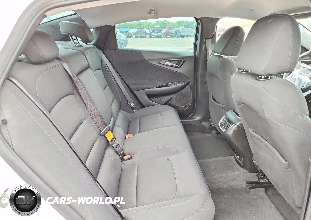 2016 Chevrolet Malibu Lt VIN:1G1ZE5ST7GF201858 - 10