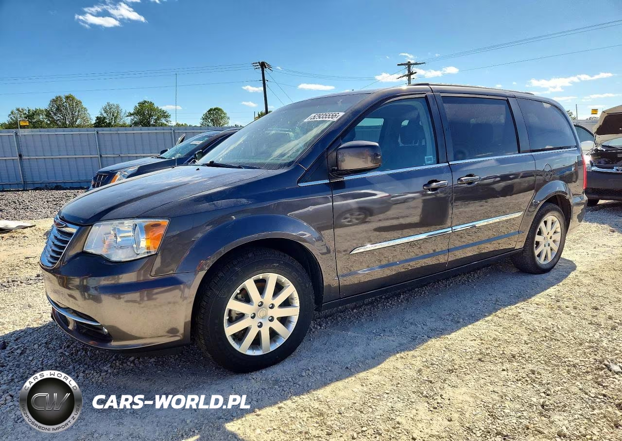 2015 Chrysler Town & Country Touring