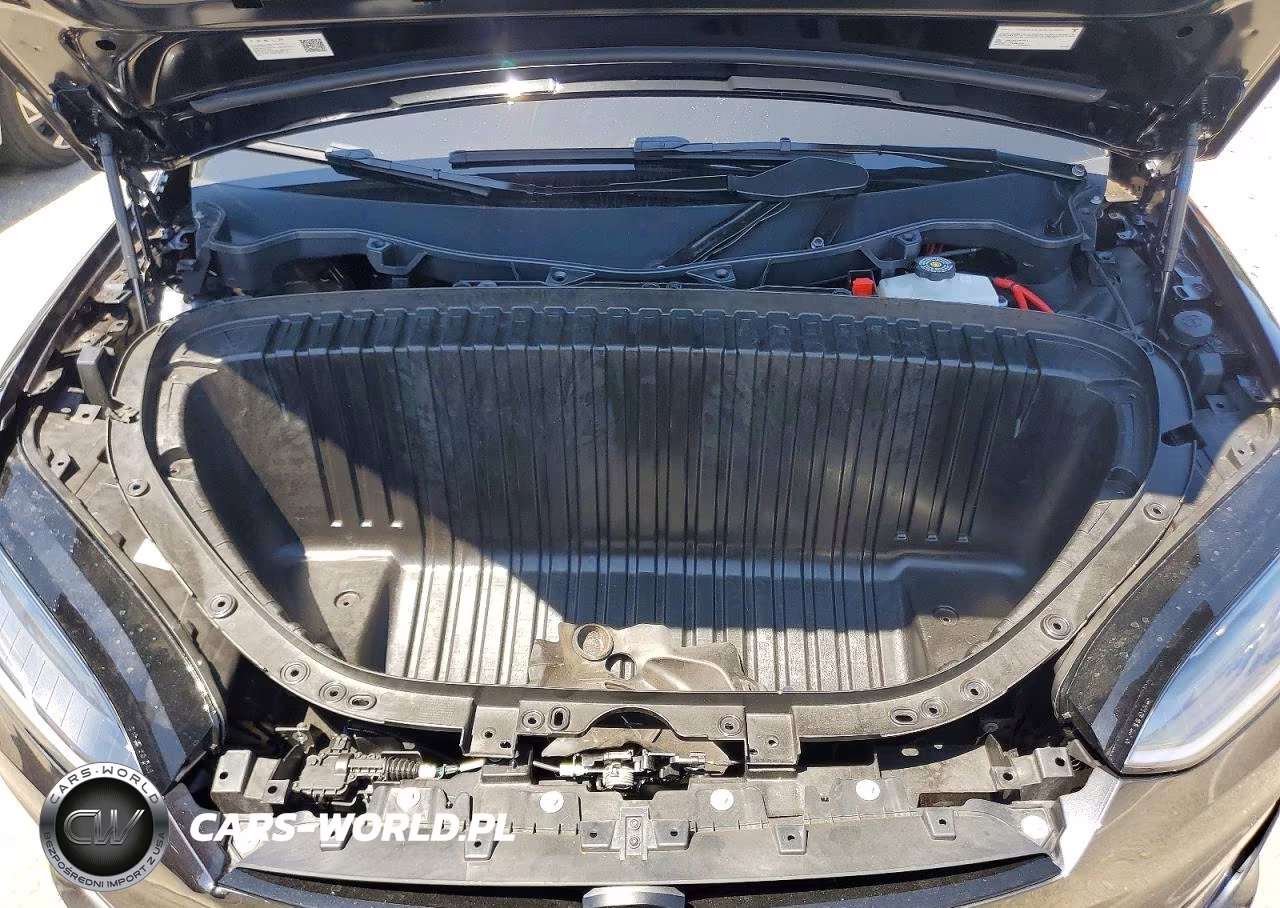 2026 Tesla Model X VIN:7SAXCBE60TF481391 - 11