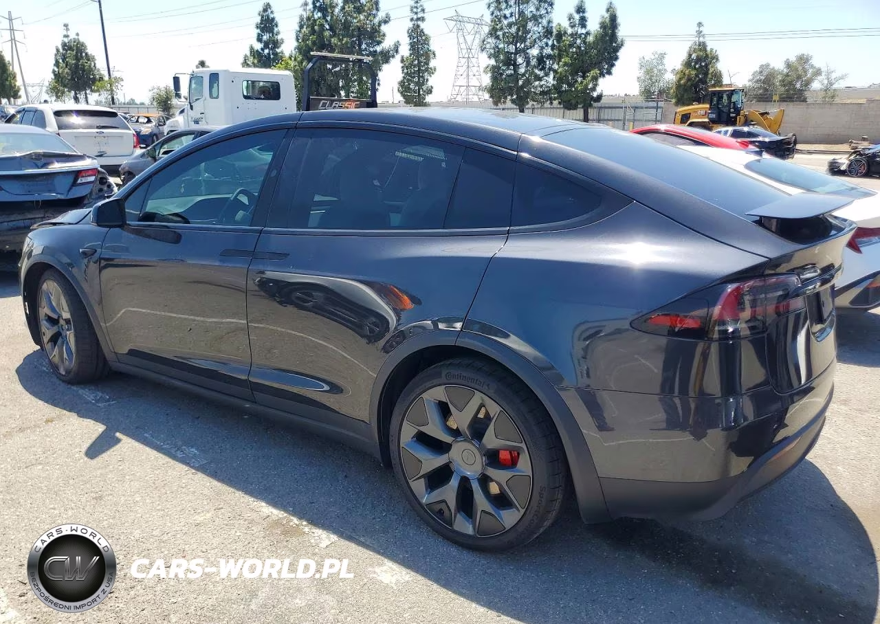 2026 Tesla Model X VIN:7SAXCBE60TF481391 - 2