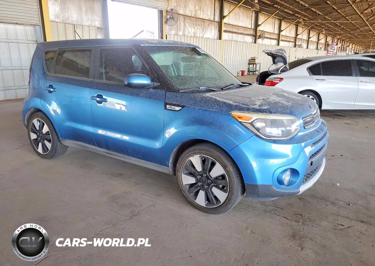 2018 Kia Soul + VIN:KNDJP3A56J7588104 - 4