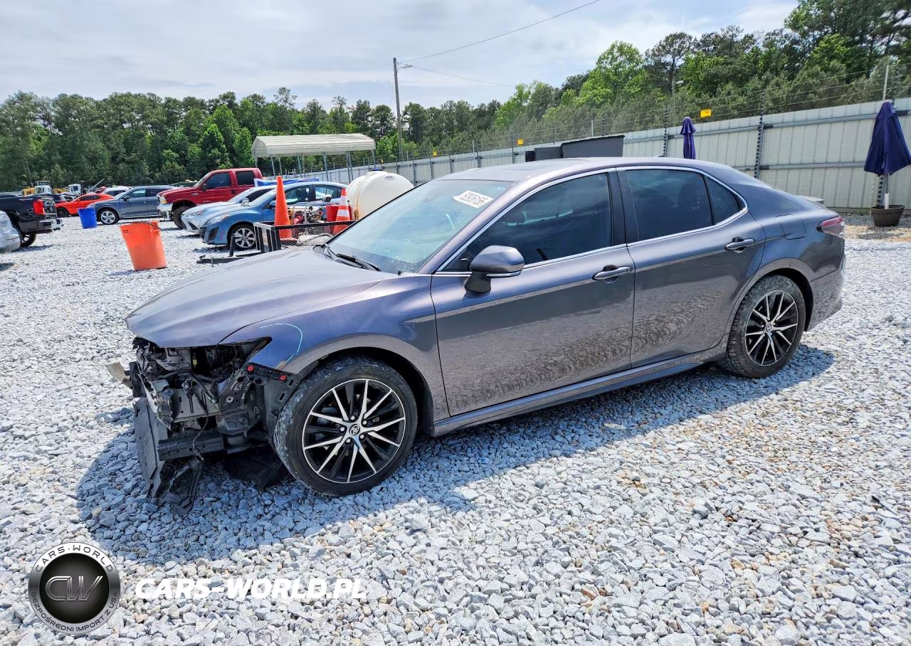 2022 Toyota Camry Se – zdjęcie 1 z 12