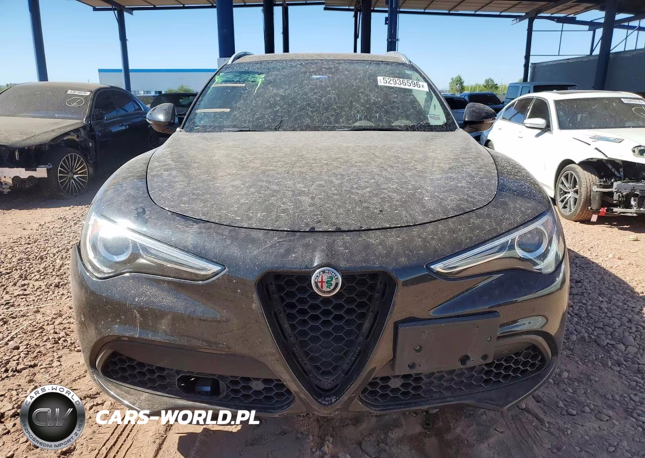 2018 Alfa Romeo Stelvio Ti VIN:ZASFAKBNXJ7B71396 - 5