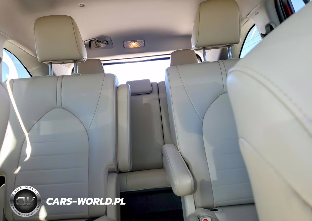 2022 Toyota Highlander Xle VIN:5TDGZRAH3NS550634 - 10