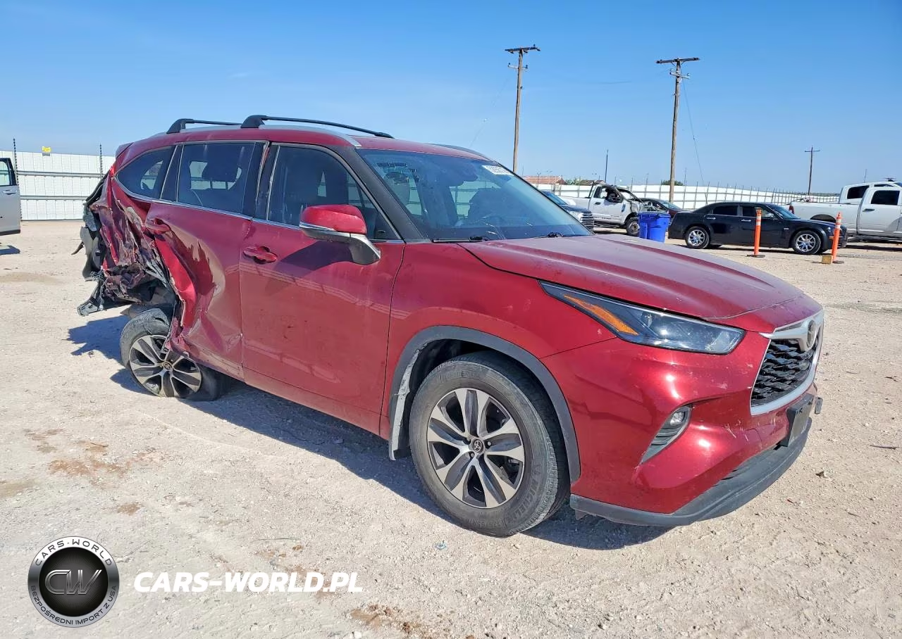 2022 Toyota Highlander Xle VIN:5TDGZRAH3NS550634 - 4