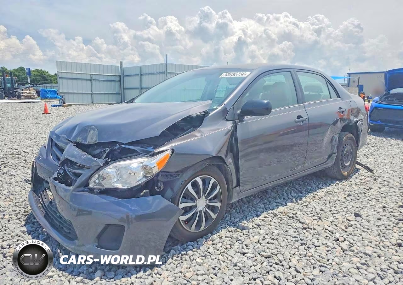 2013 Toyota Corolla Le – zdjęcie 1 z 12