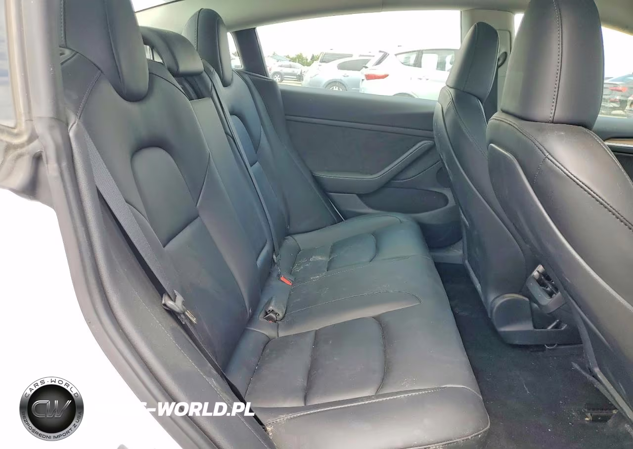 2023 Tesla Model 3 VIN:5YJ3E1EAXPF570850 - 10