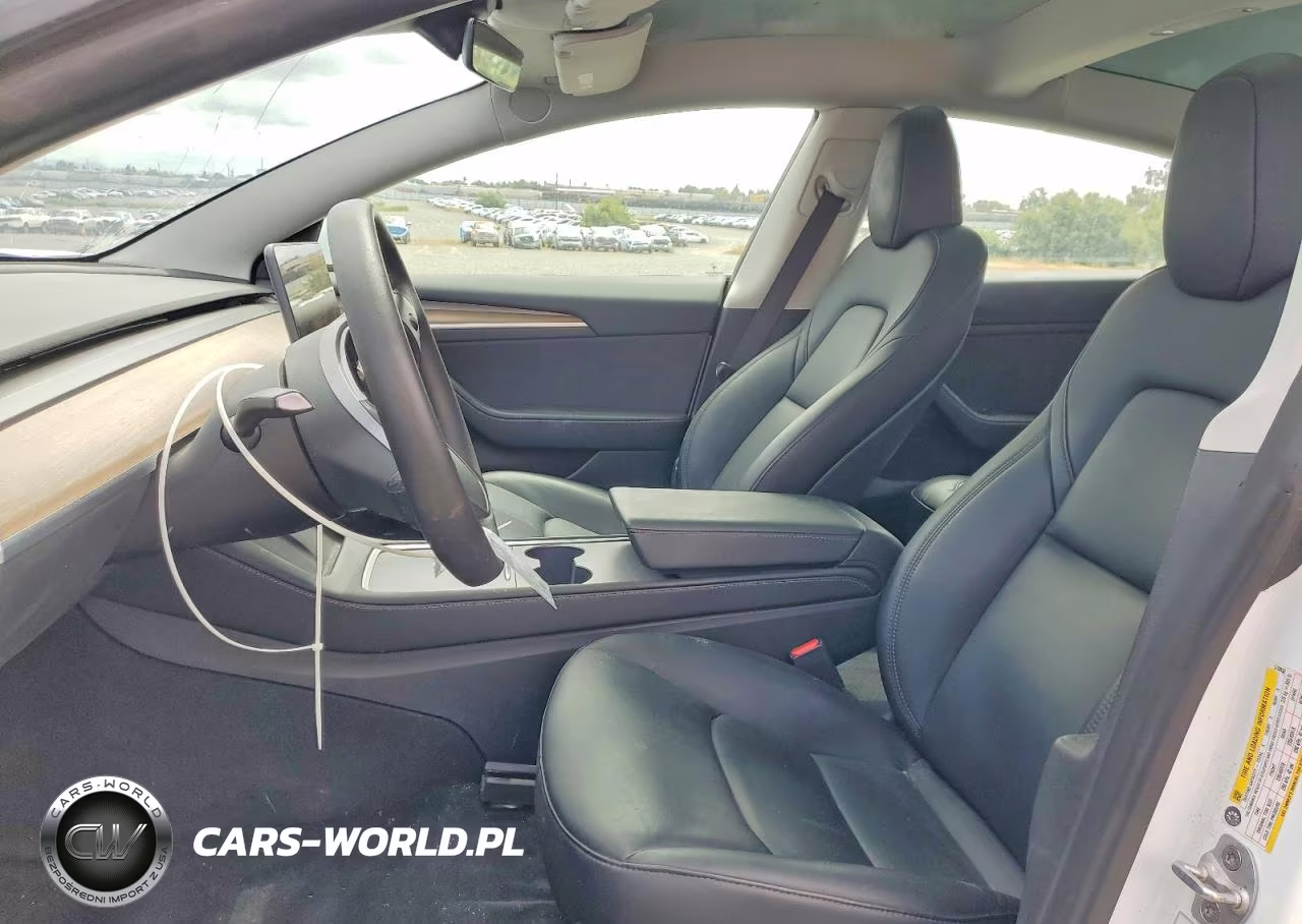 2023 Tesla Model 3 VIN:5YJ3E1EAXPF570850 - 7