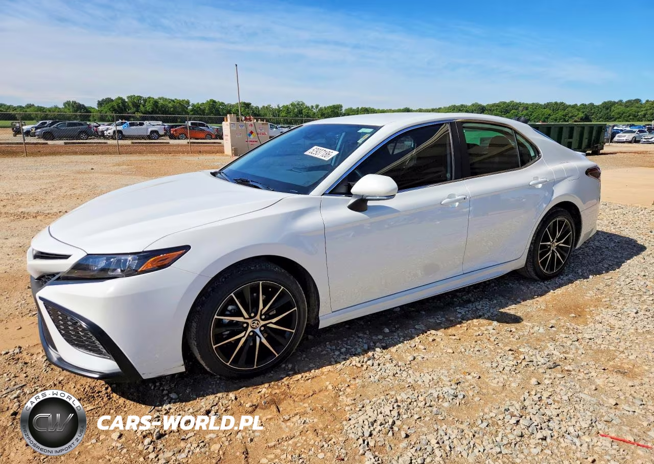 2024 Toyota Camry Se – zdjęcie 1 z 12