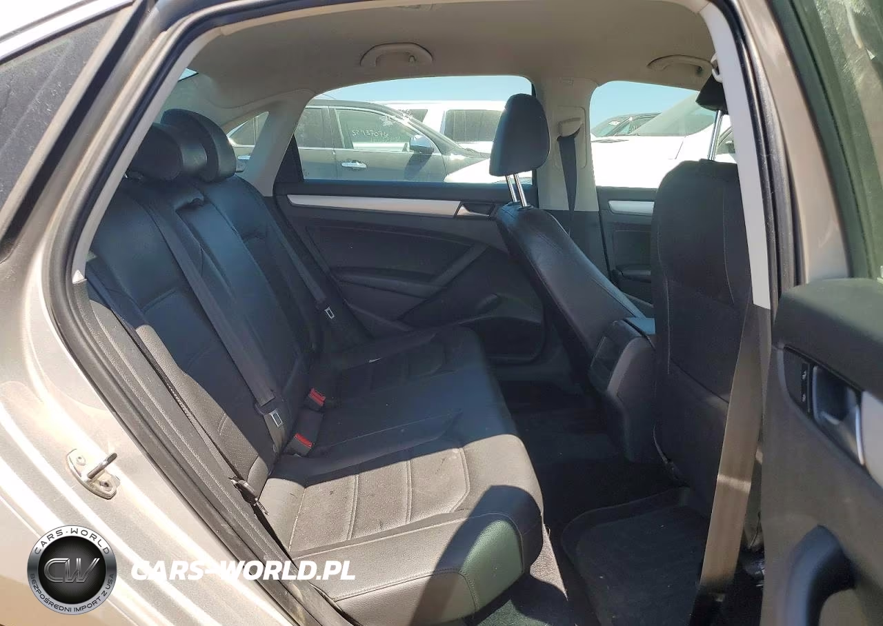 2012 Volkswagen Passat Se VIN:1VWBH7A32CC110972 - 10