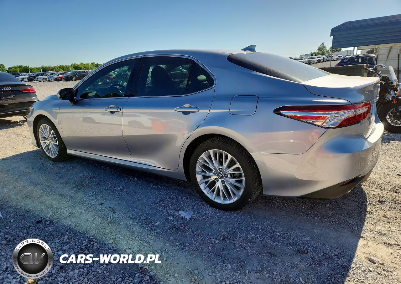 2020 Toyota Camry Xle VIN:4T1F31AK1LU530073 - 2