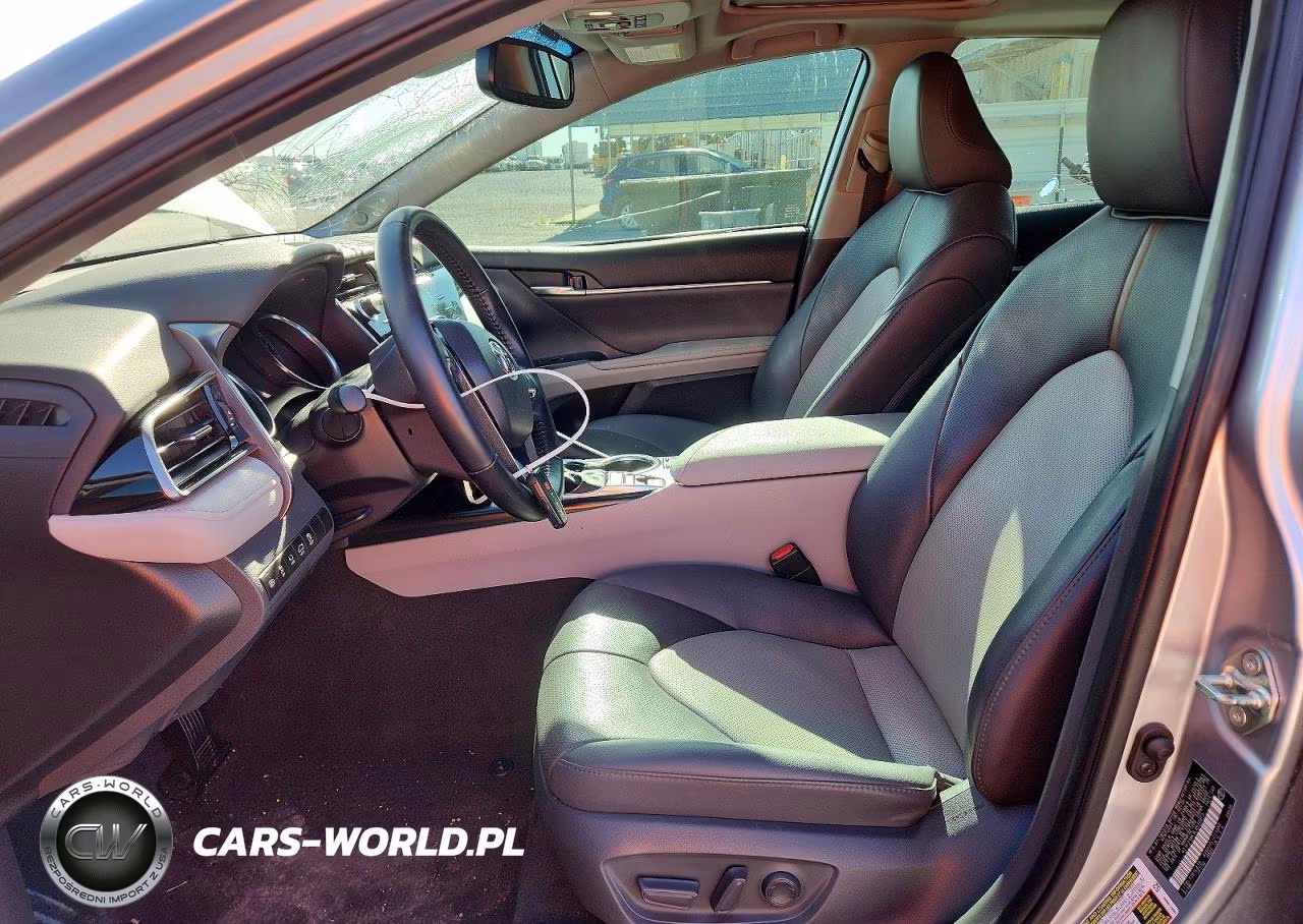 2020 Toyota Camry Xle VIN:4T1F31AK1LU530073 - 7