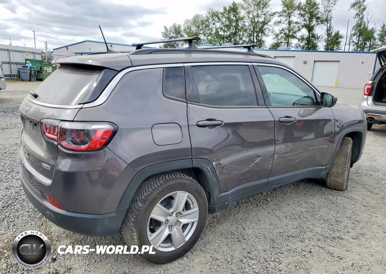 2022 Jeep Compass Latitude VIN:3C4NJDBBXNT122982 - 3
