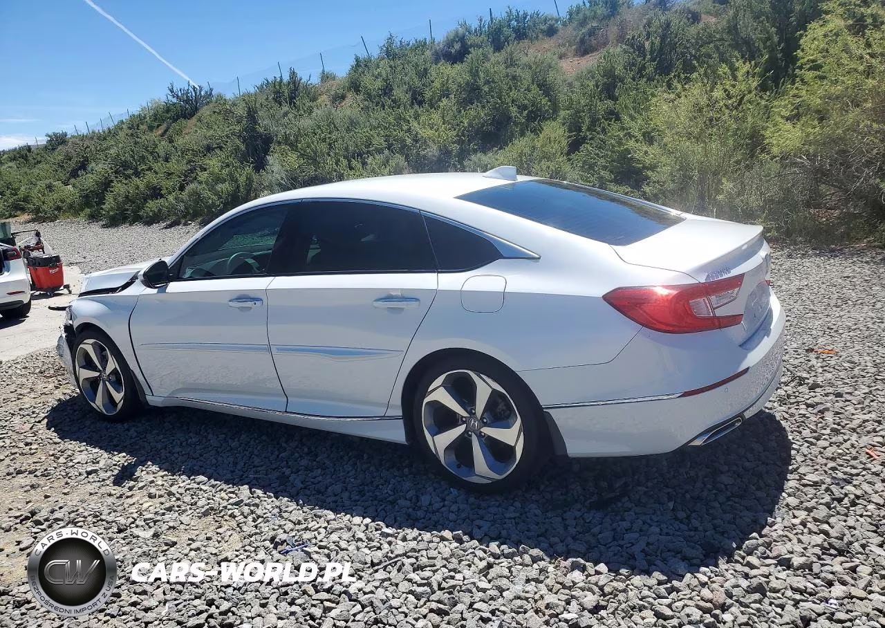 2018 Honda Accord Touring VIN:1HGCV1F98JA034338 - 2