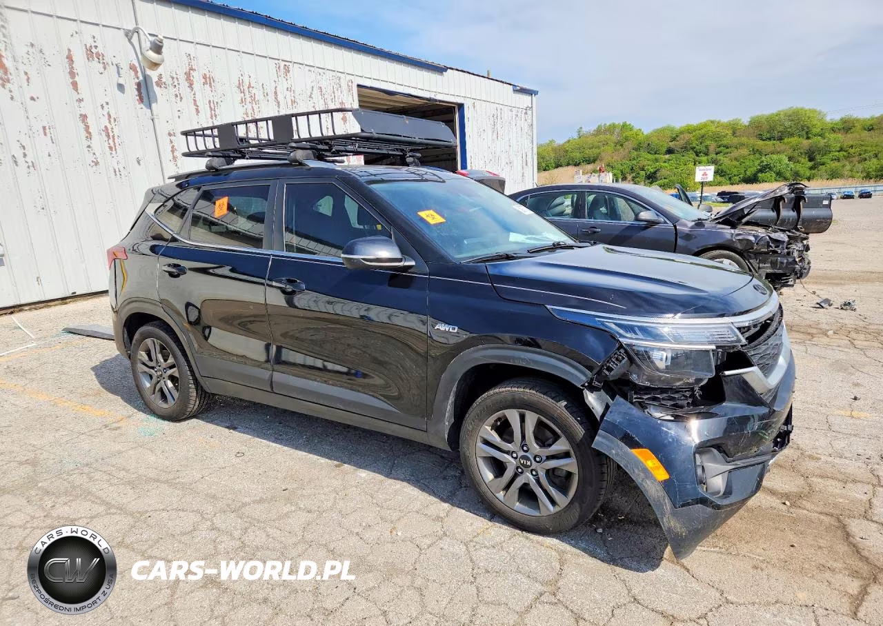 2021 Kia Seltos S VIN:KNDEUCAA3M7043828 - 4