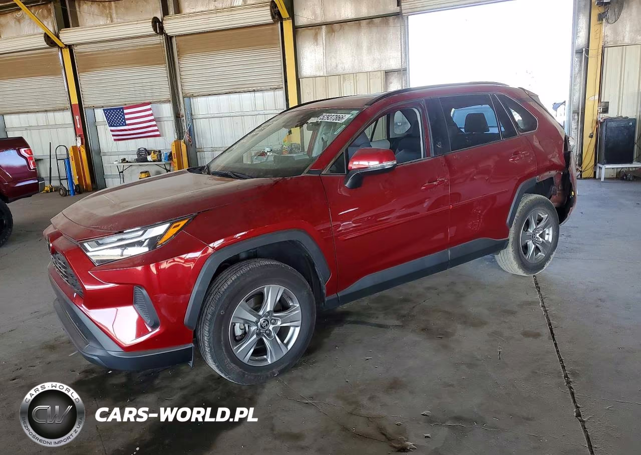2024 Toyota Rav4 Xle – zdjęcie 1 z 12