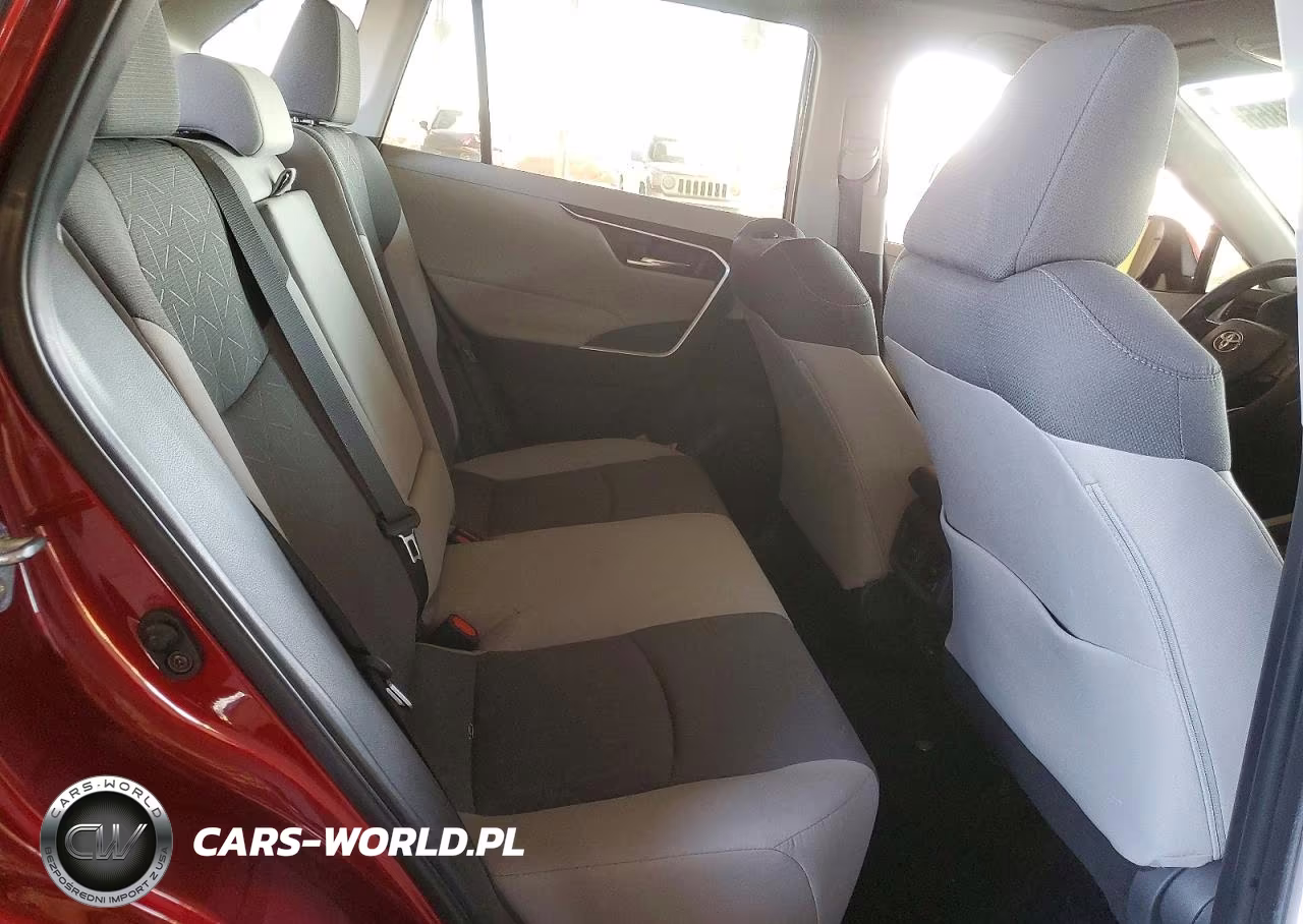 2024 Toyota Rav4 Xle VIN:2T3W1RFV0RW309006 - 10