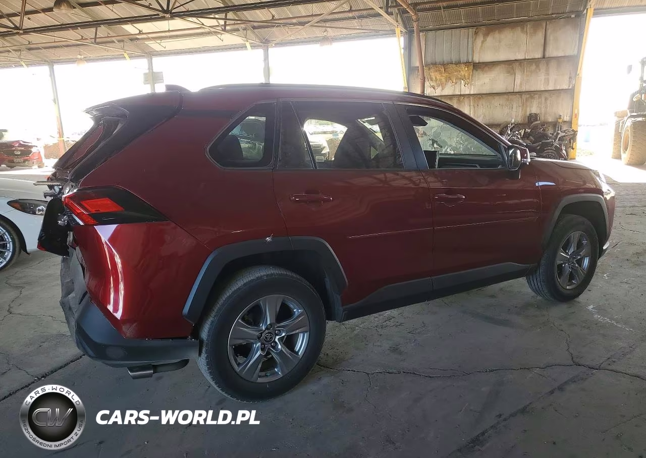 2024 Toyota Rav4 Xle VIN:2T3W1RFV0RW309006 - 3
