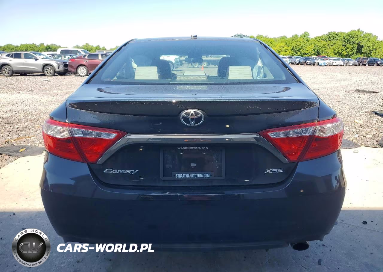 2015 Toyota Camry Xse VIN:4T1BF1FK8FU109812 - 6