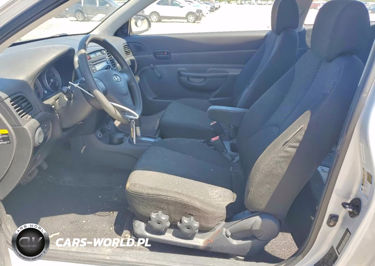 2007 Hyundai Accent Gs VIN:KMHCM36C47U016480 - 7