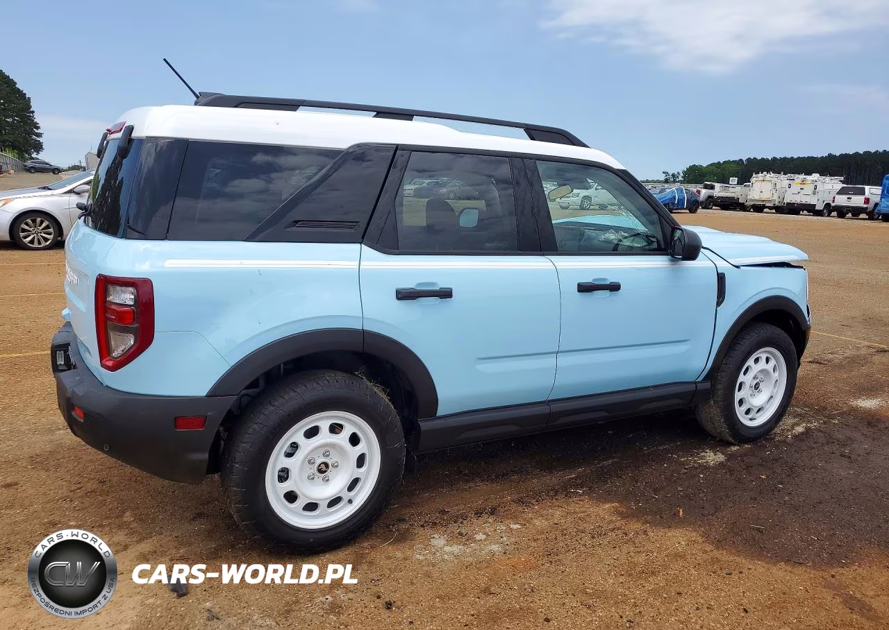 2026 Ford Bronco Sport Heritage VIN:3FMCR9GN8TRE38483 - 3