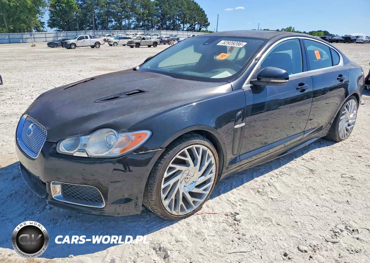2010 Jaguar Xf R