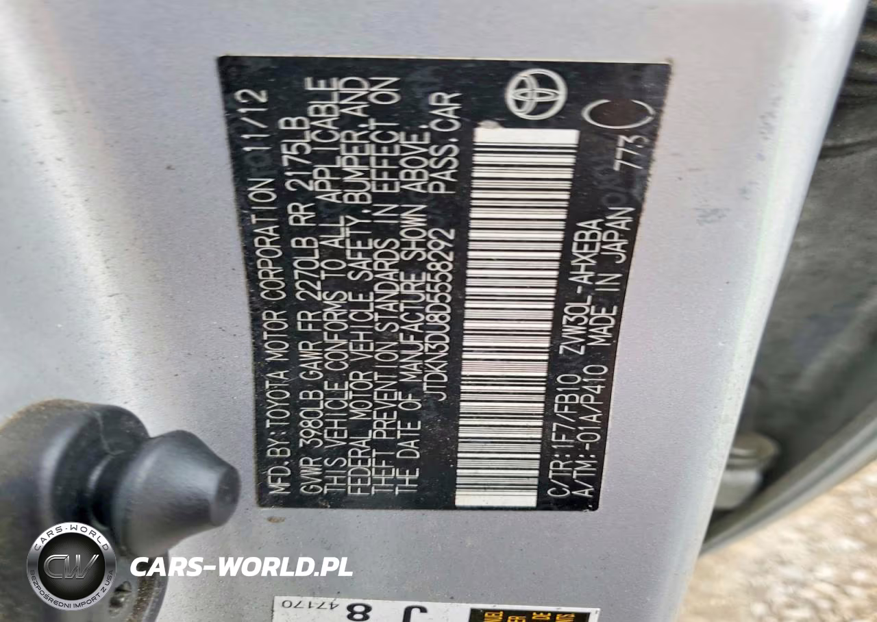 2013 Toyota Prius Two VIN:JTDKN3DU8D5558292 - 12