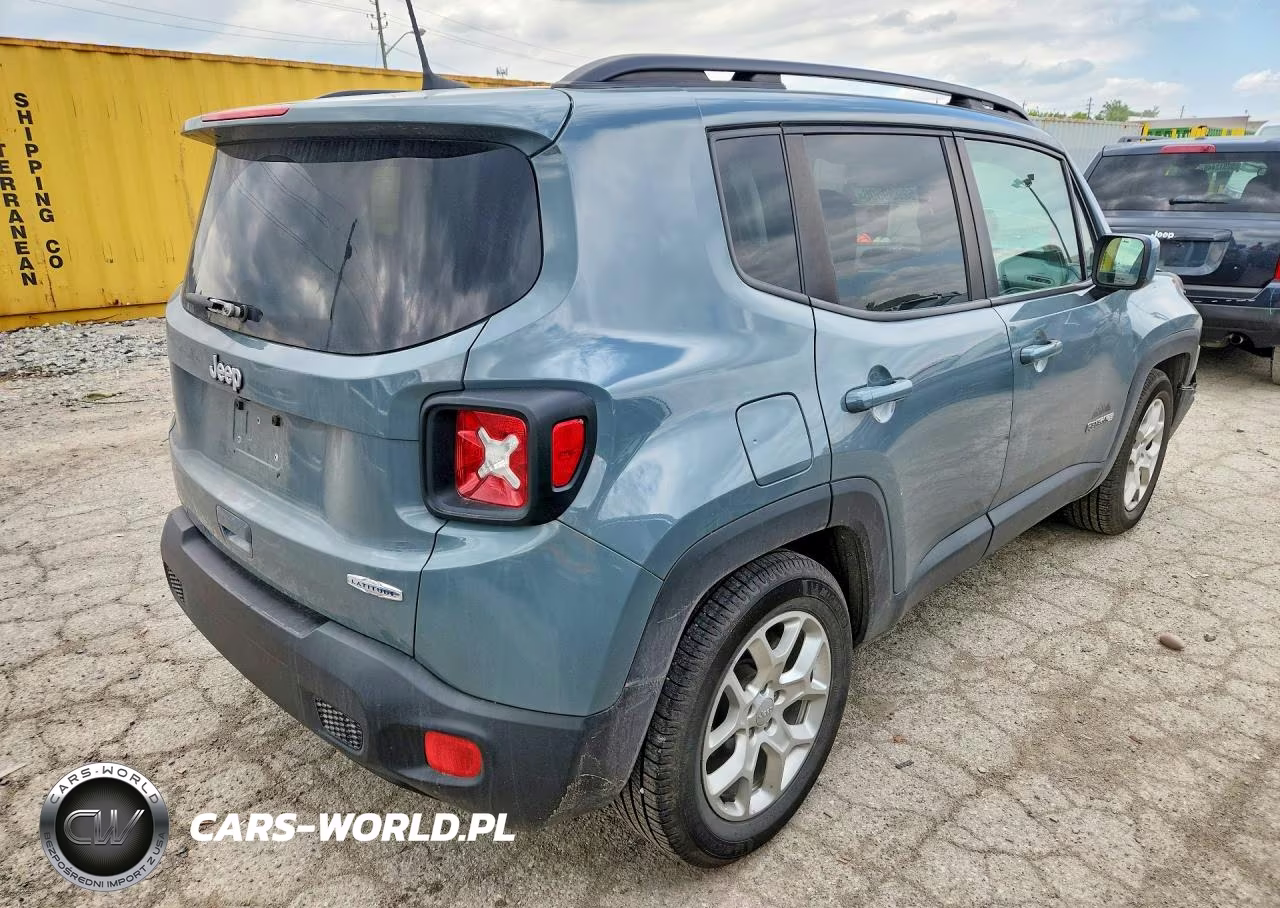 2018 Jeep Renegade Latitude VIN:ZACCJABB8JPH47355 - 3