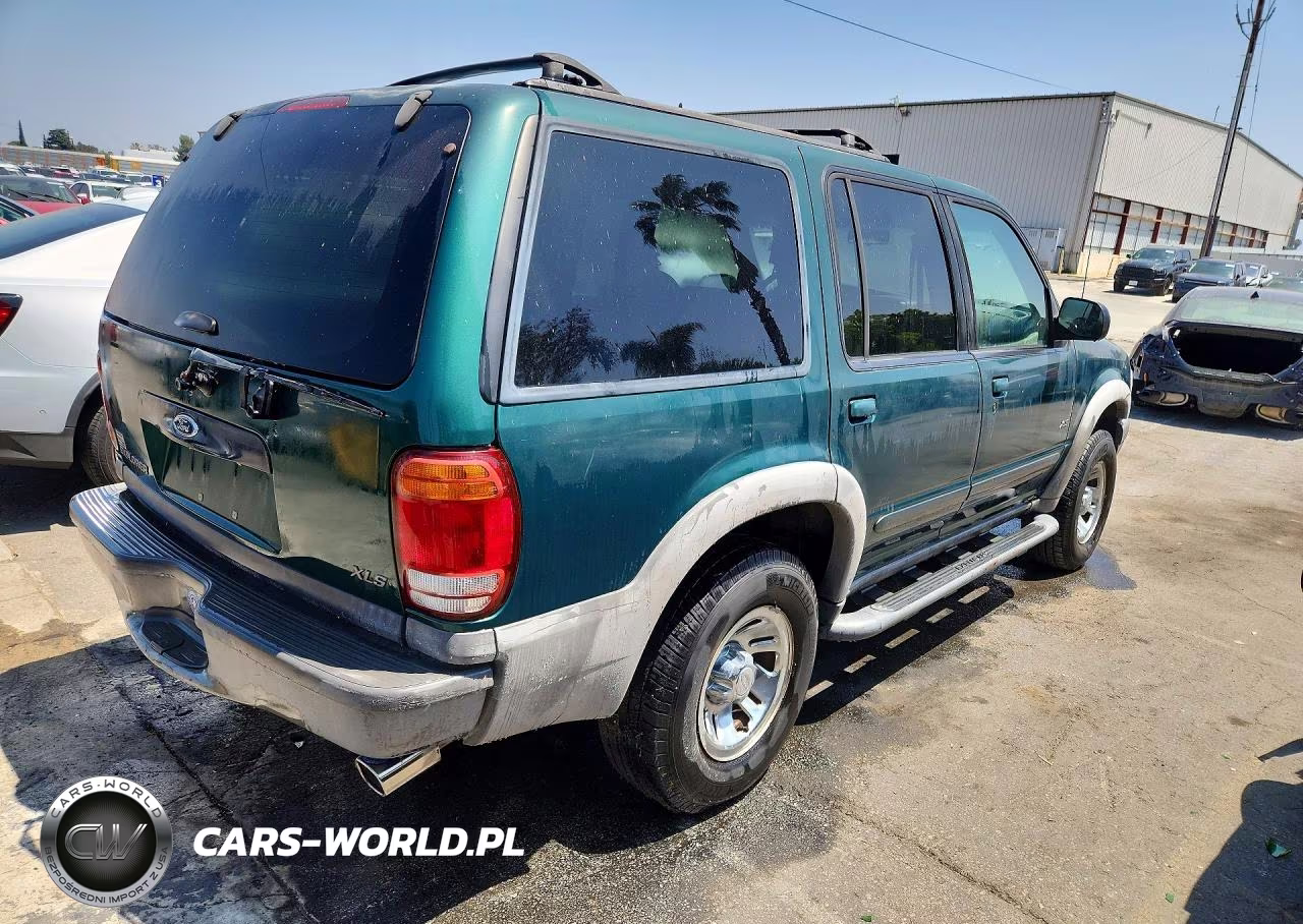 2000 Ford Explorer Xls VIN:1FMZU62X9YZC31135 - 3