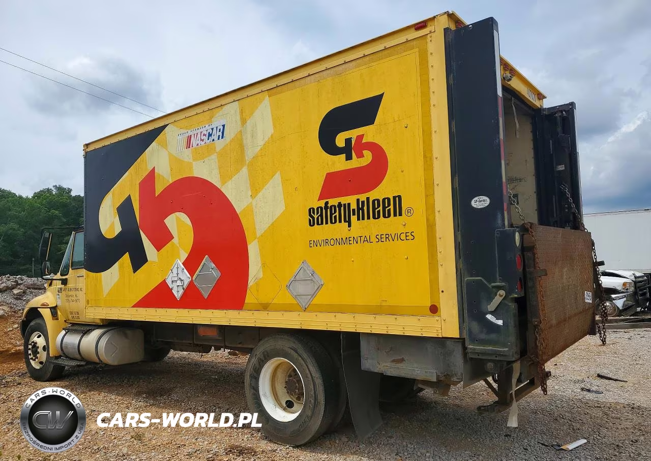 2007 International 4000 4300 - Box Truck VIN:1HTMMAAN87H533783 - 2