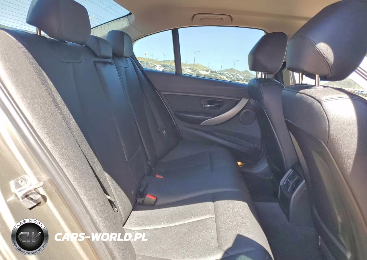 2016 BMW 320 I VIN:WBA8E1G59GNT34047 - 10
