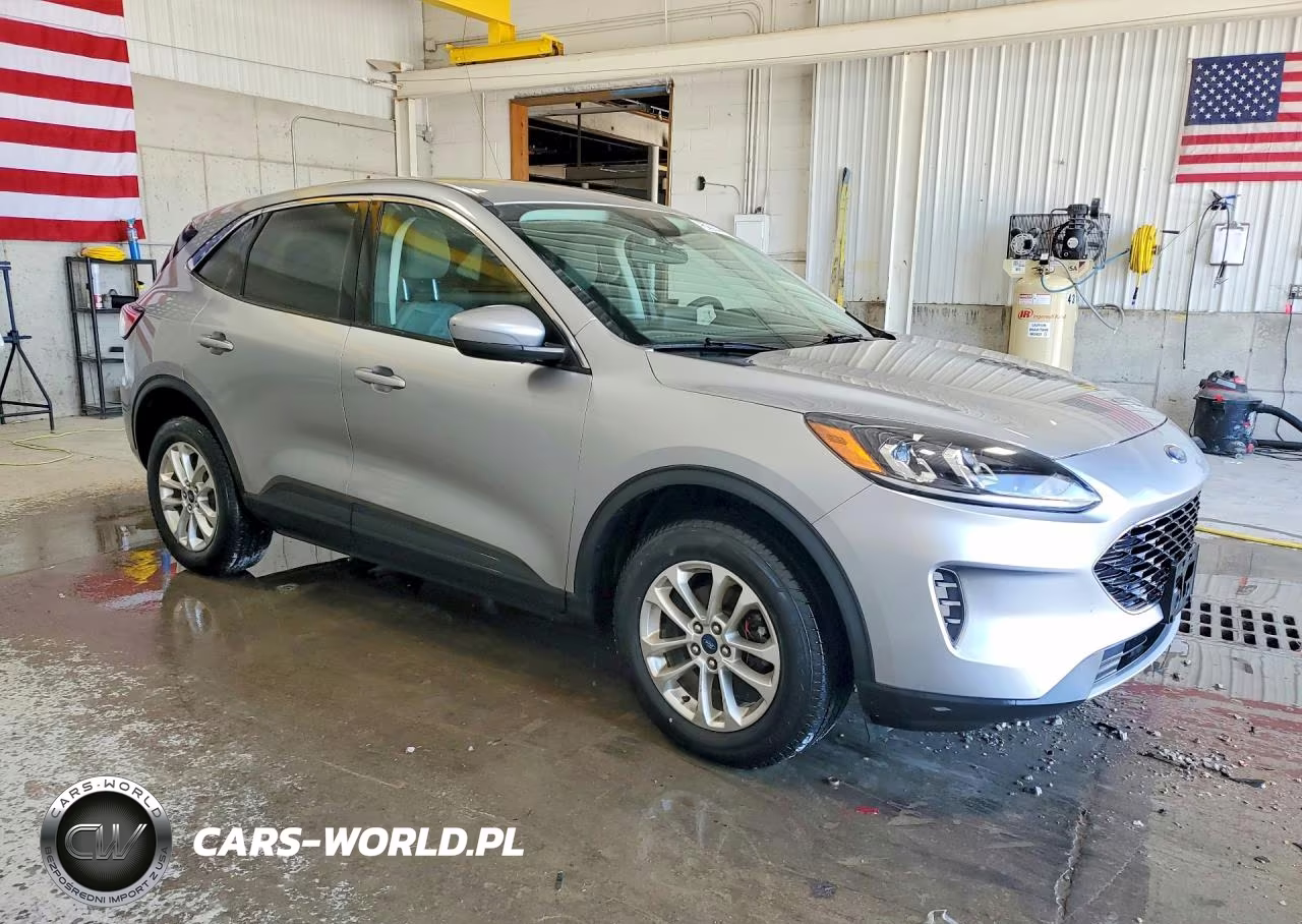 2021 Ford Escape Se VIN:1FMCU9G64MUA43136 - 4