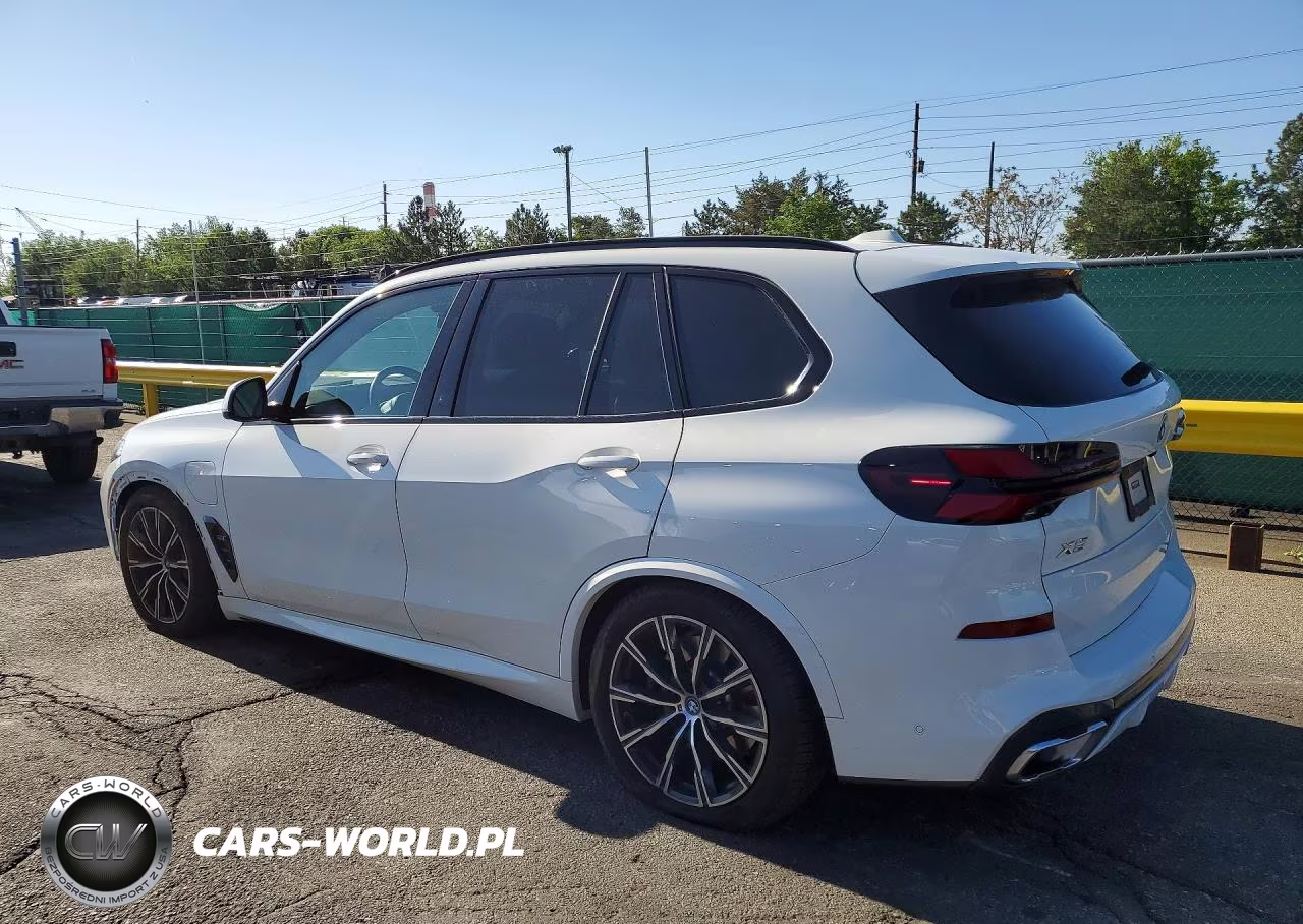 2024 BMW X5 xDrive50E VIN:5UX43EU00R9T09720 - 2