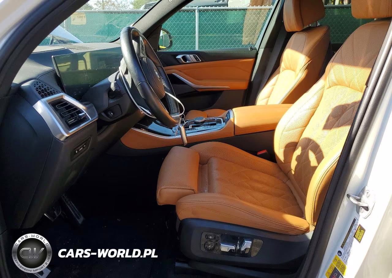 2024 BMW X5 xDrive50E VIN:5UX43EU00R9T09720 - 7