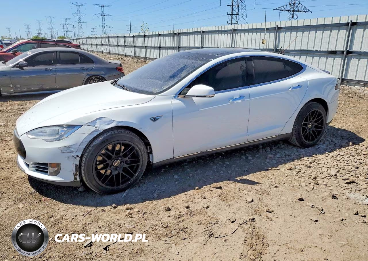 2015 Tesla Model S 70D