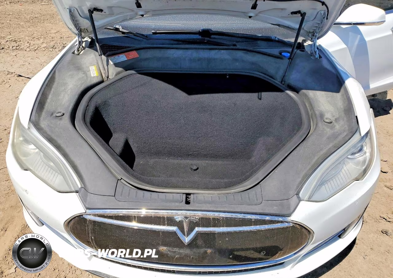 2015 Tesla Model S 70D VIN:5YJSA1S29FF084890 - 11