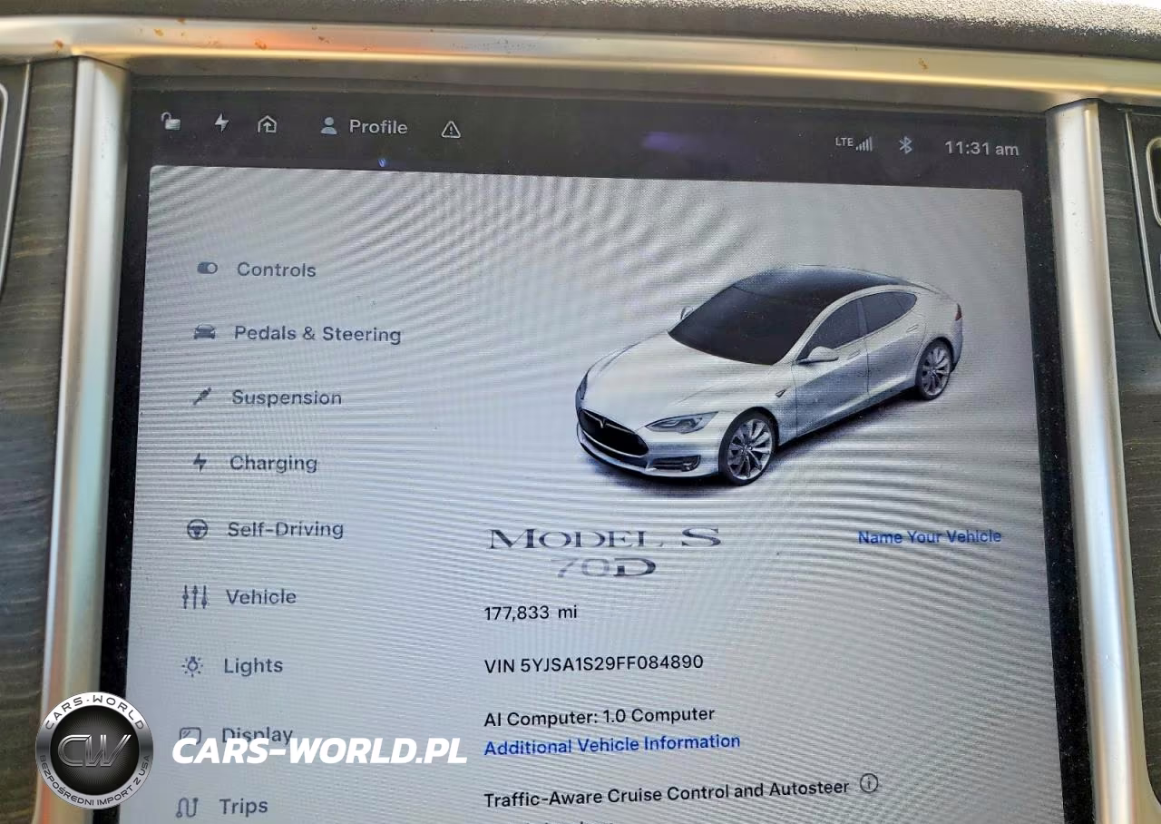 2015 Tesla Model S 70D VIN:5YJSA1S29FF084890 - 9