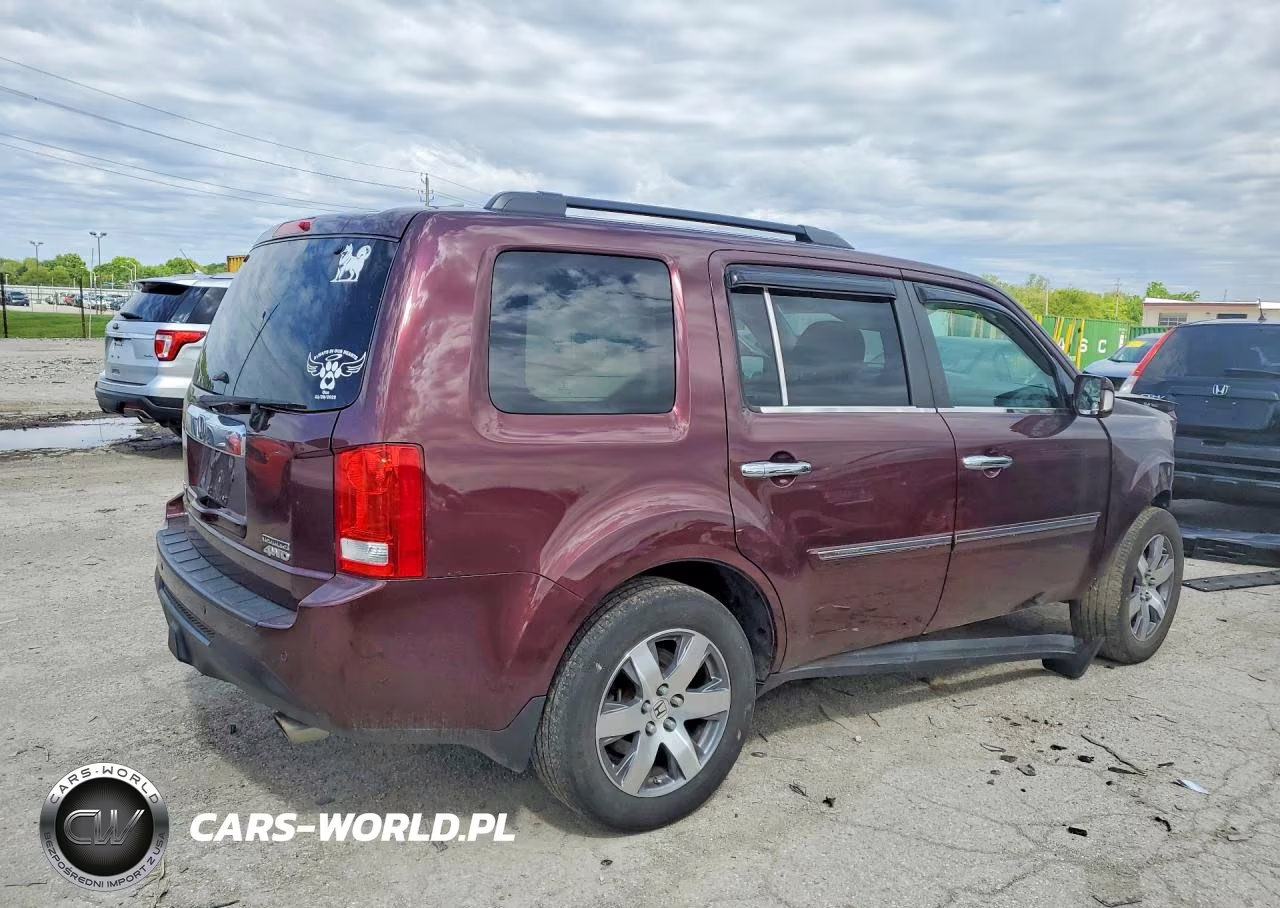 2015 Honda Pilot Touring VIN:5FNYF4H9XFB004126 - 3