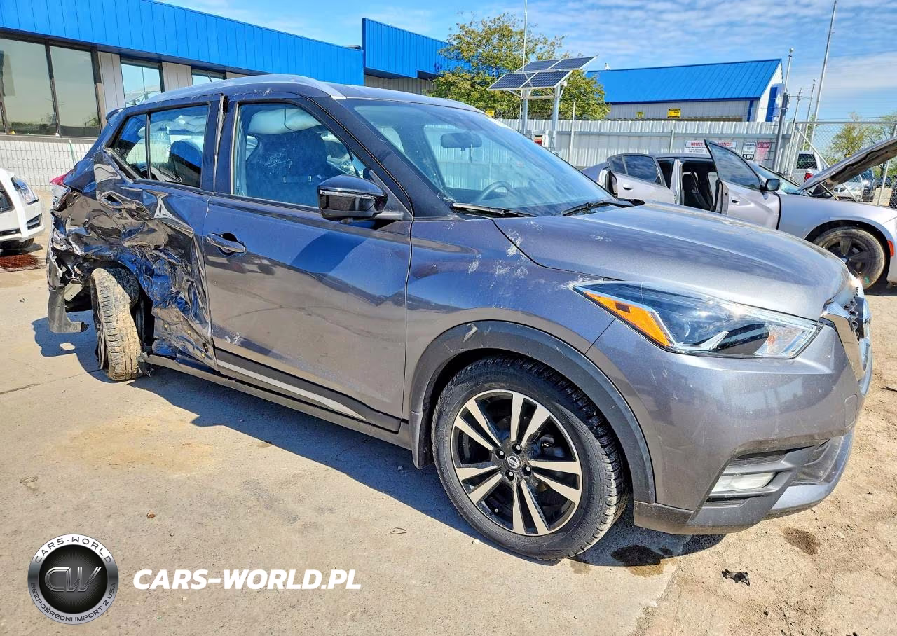 2020 Nissan Kicks Sr VIN:3N1CP5DV2LL554808 - 4