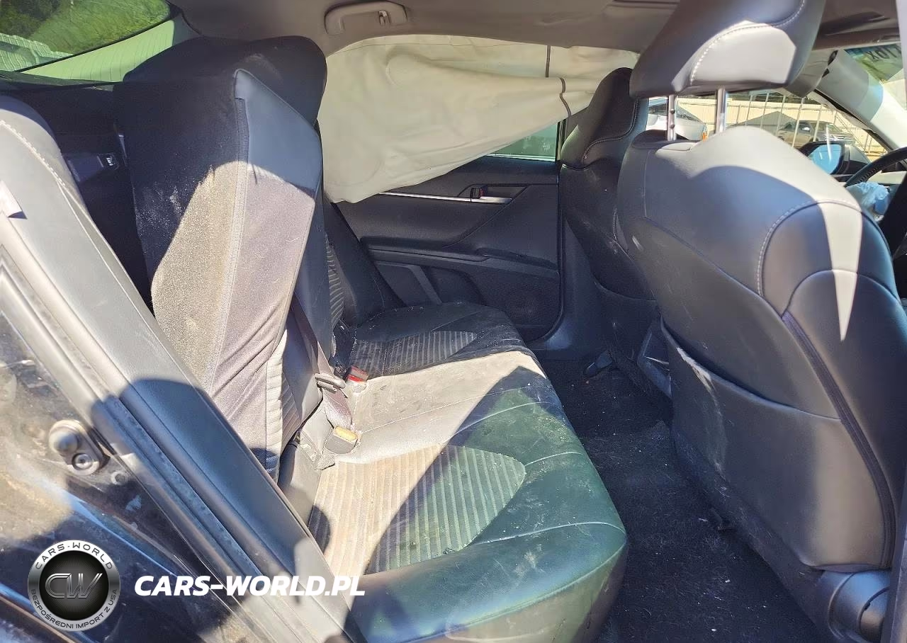 2018 Toyota Camry Se VIN:JTNB11HKXJ3028059 - 10