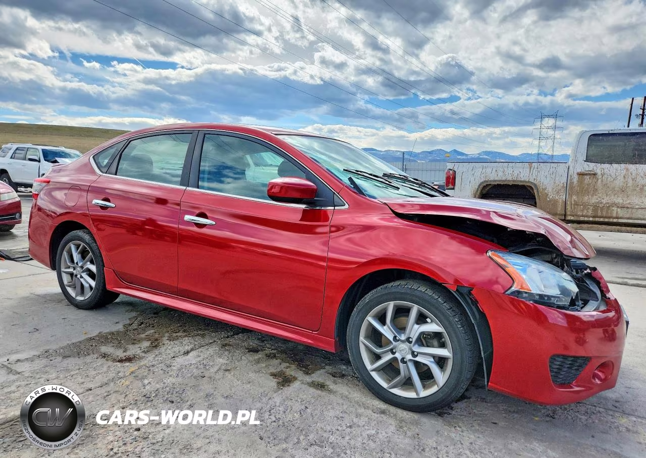 2014 Nissan Sentra Sr VIN:3N1AB7AP7EY327210 - 4