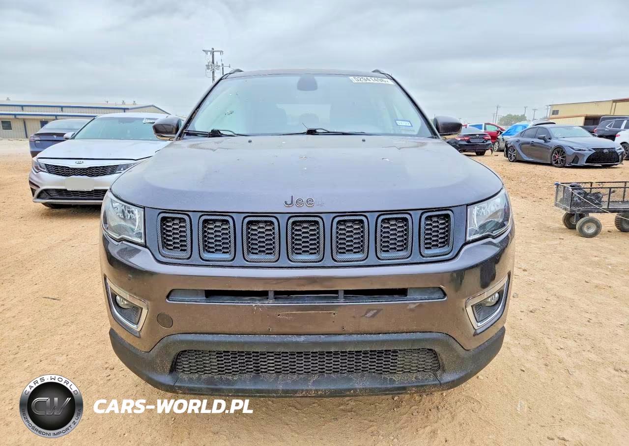 2018 Jeep Compass Limited VIN:3C4NJDCB3JT457882 - 5
