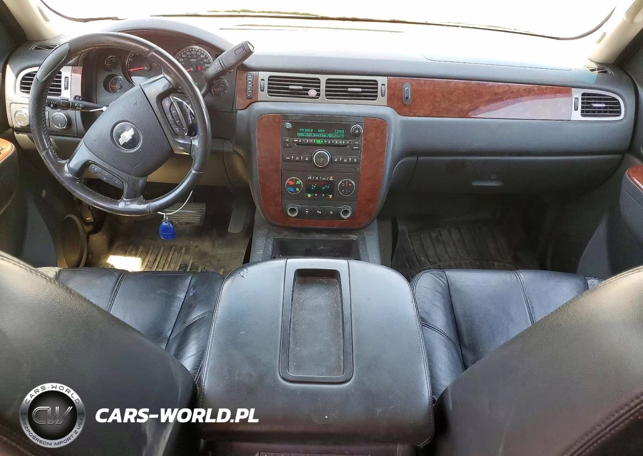 2010 Chevrolet Suburban K1500 Lt VIN:1GNUKJE31AR140776 - 8
