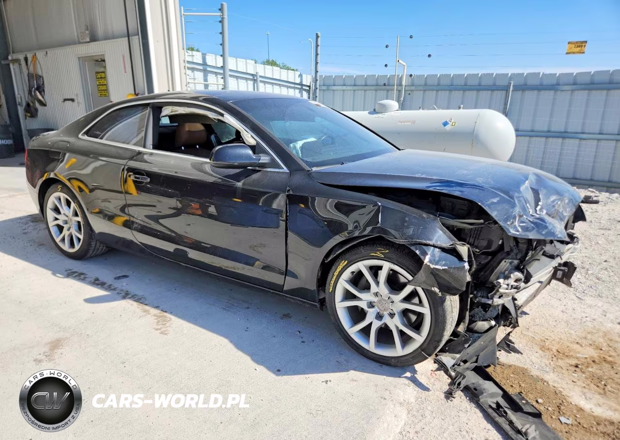 2012 Audi A5 Premium Plus VIN:WAULFAFR3CA037076 - 4