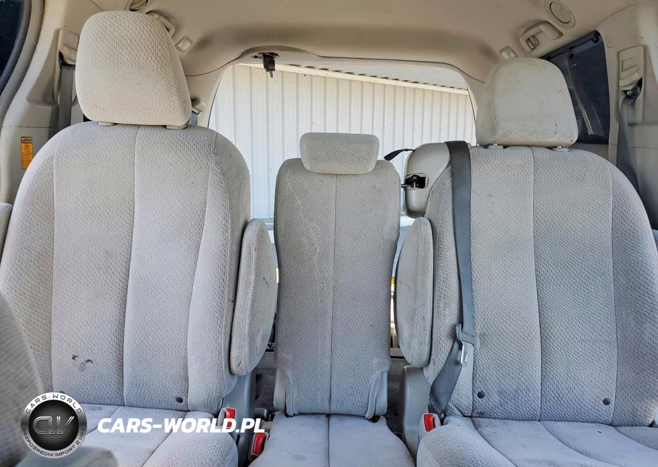 2014 Toyota Sienna Le VIN:5TDKK3DC3ES451341 - 10