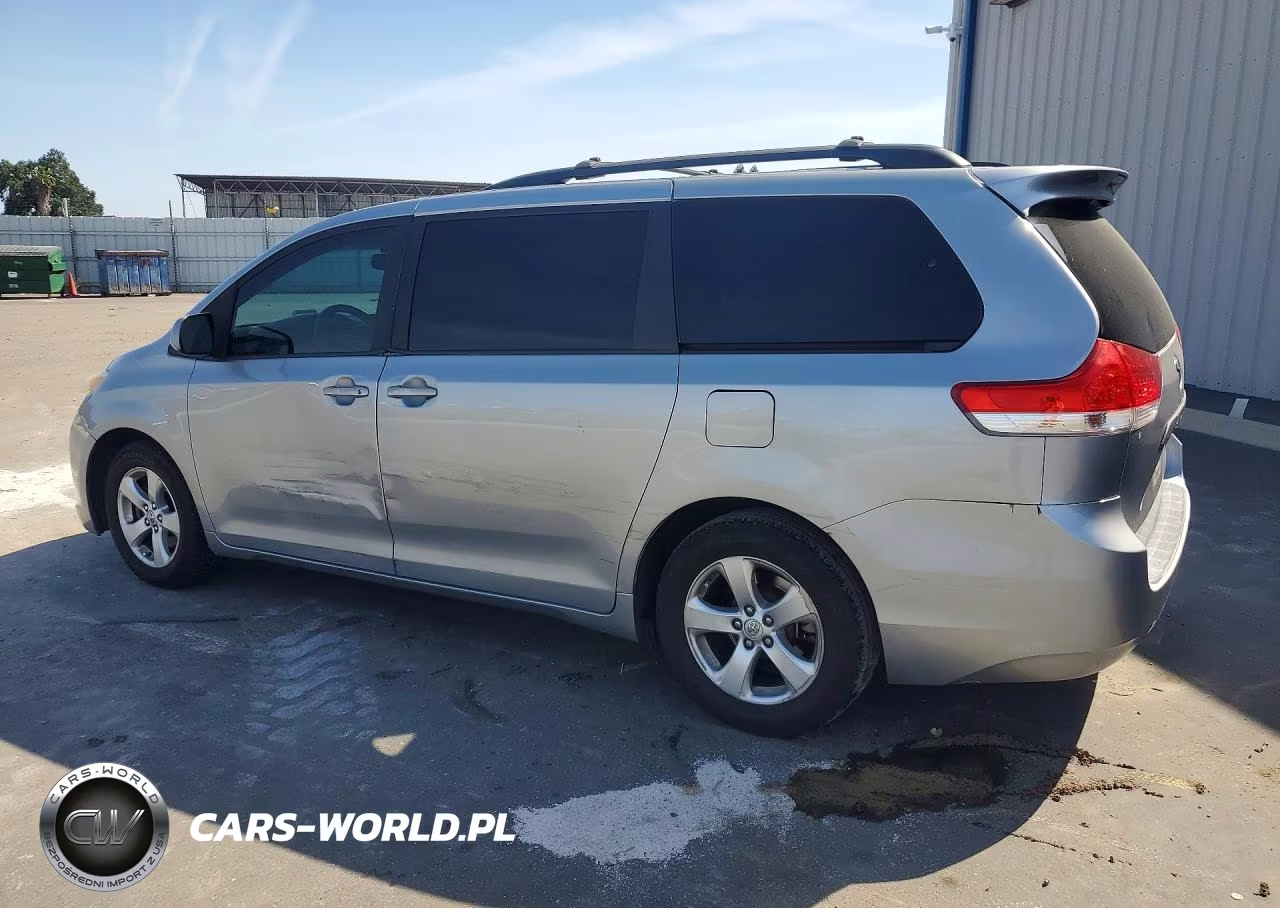2014 Toyota Sienna Le VIN:5TDKK3DC3ES451341 - 2
